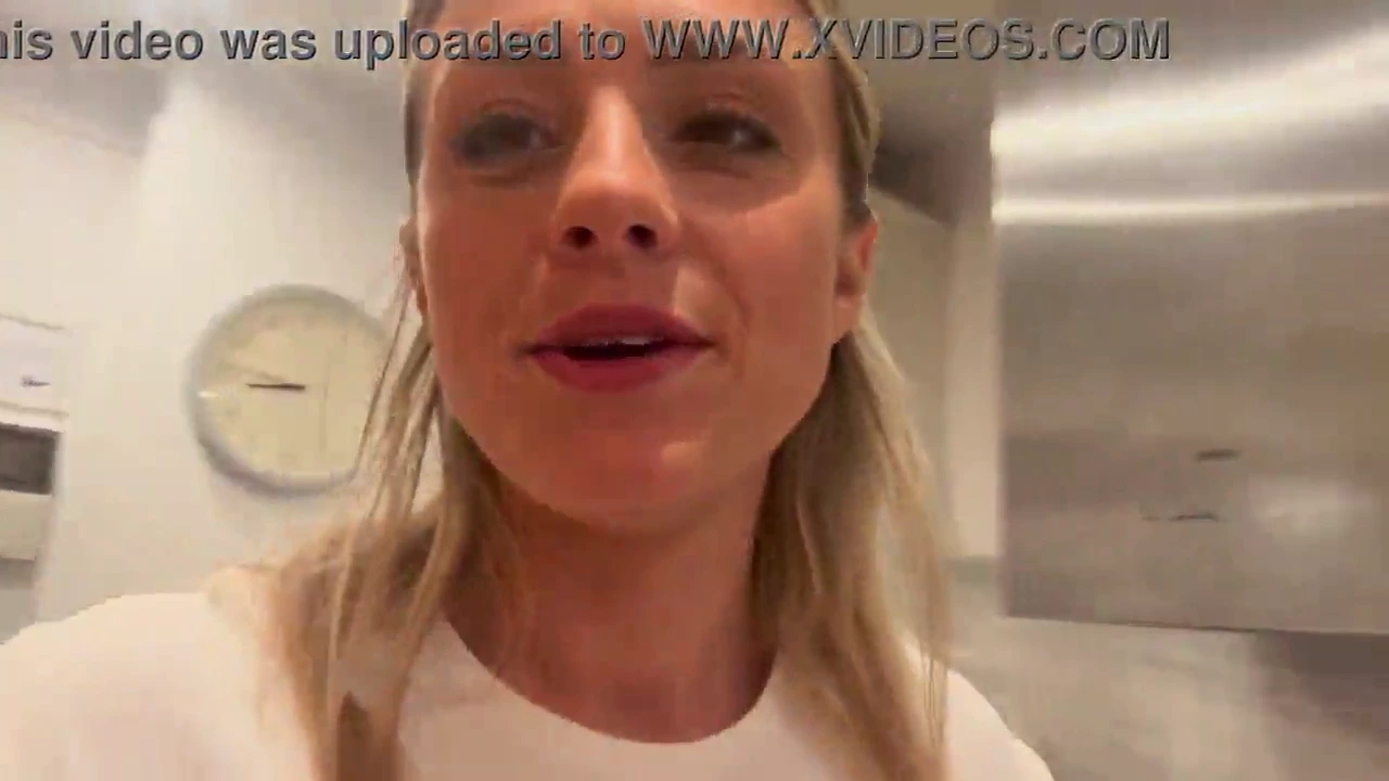 Intense sexual encounter with a guide in Barcelona (Preview) porn video